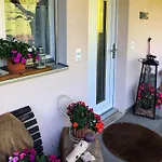 公寓 Grosse Ideal Fuer Gruppen, Naehe Thun Und Interlaken 施特菲斯堡