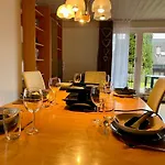 Apartment Grosse Mit Gartentiny, Nähe Thun Und Interlaken *