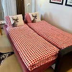 Grosse Ideal Fuer Gruppen, Naehe Thun Und Interlaken 公寓