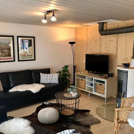 Grosse Ferienwohnung Mit Gartentiny, Naehe Thun Und Interlaken *