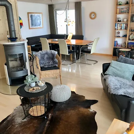 Grosse Ferienwohnung Mit Gartentiny, Naehe Thun Und Interlaken Steffisburg