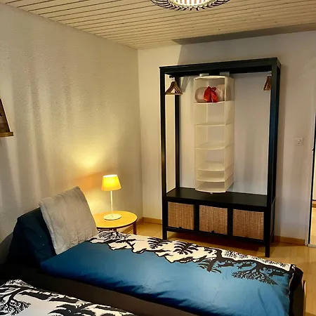 Διαμέρισμα Grosse Mit Gartentiny, Naehe Thun Und Interlaken *