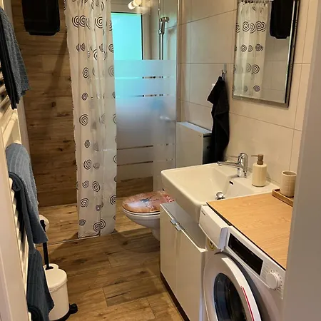 Grosszuegige Ferienwohnung Fuer Gruppen Nahe Thun & Interlaken 公寓 施特菲斯堡