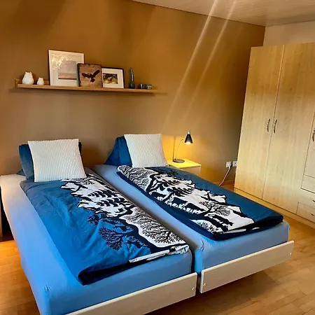 Grosse Mit Gartentiny, Naehe Thun Und Interlaken דירה *