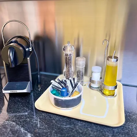 Grosse Mit Gartentiny, Naehe Thun Und Interlaken