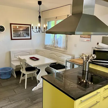 Grosszuegige Ferienwohnung Fuer Gruppen Nahe Thun & Interlaken *