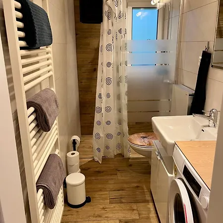 Grosszuegige Ferienwohnung Fuer Gruppen Nahe Thun & Interlaken 公寓