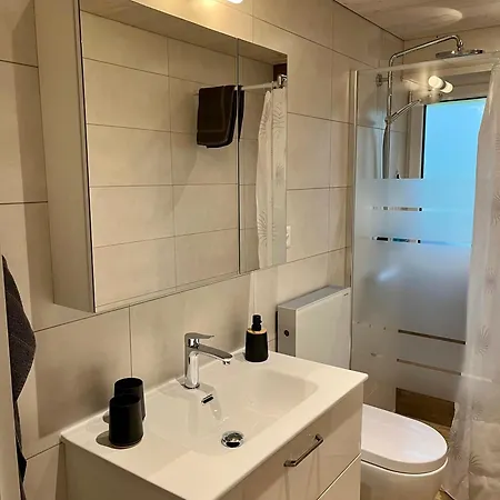 Lägenhet Grosszuegige Ferienwohnung Fuer Gruppen Nahe Thun & Interlaken