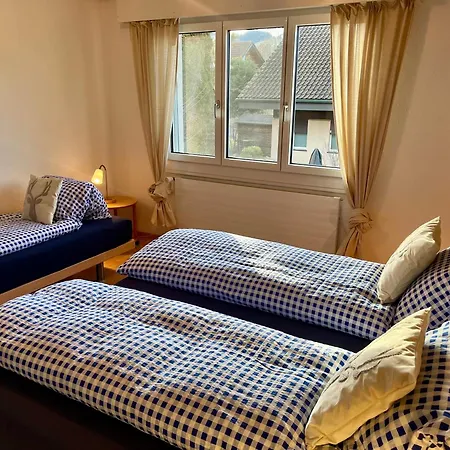 Grosszuegige Ferienwohnung Fuer Gruppen Nahe Thun & Interlaken דירה